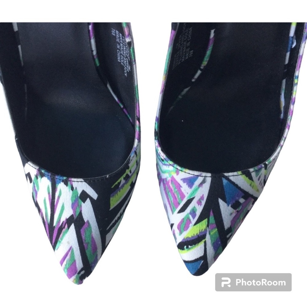 Madden Girl Abstract Pumps Purple, Green, Blue & Black size 7 - Picture 3 of 6